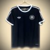 maillot-concept-noir-anniversaire-de-l-equipe-d-allemagne-edition-125-ans maglia concept nera anniversario della squadra di Germania edizione 125 anni