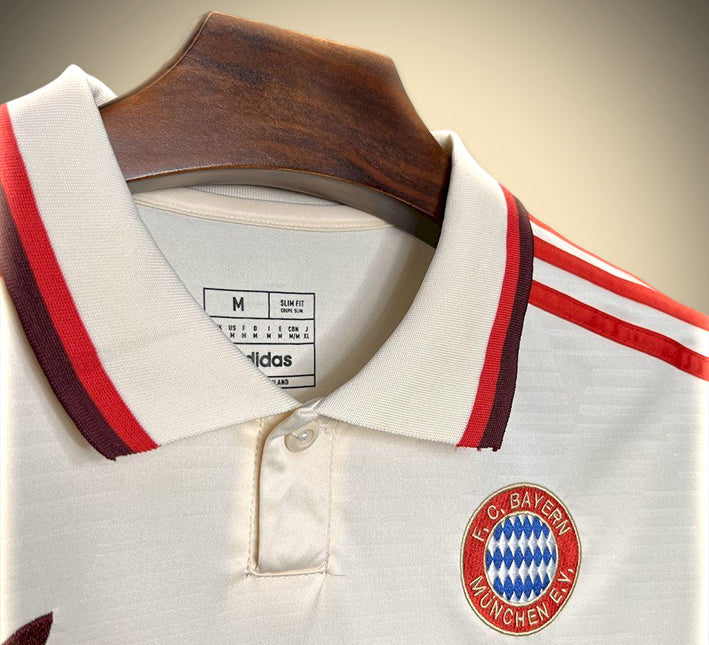 troisieme-maillot-bayern-munich-saison-2024-2025 terza maglia Bayern Munich stagione 2024 2025