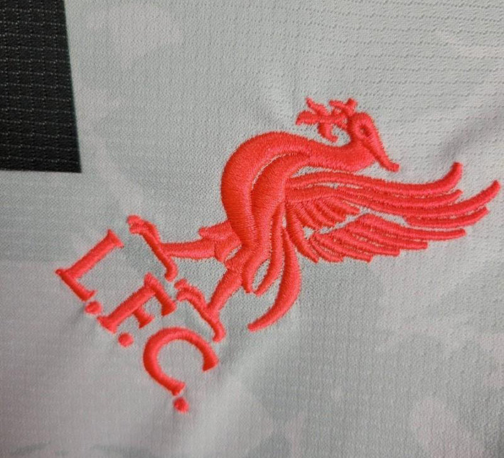 maillot-concept-liverpool-saison-deux-mille-vingt-quatre-deux-mille-vingt-cinq Maglia concept Liverpool stagione duemilaventiquattro duemilaventicinque