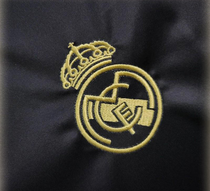 tunique-football-real-madrid-design-dragon-or-collection-2425 Tunique football Real Madrid design dragon or collection 2425