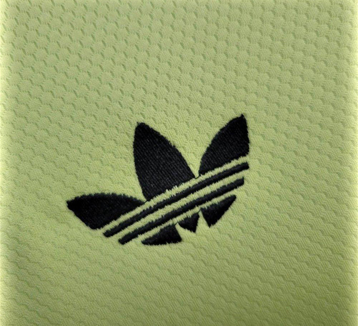 Maglia Real Madrid Portiere Edizione Verde 2024-2025 vista laterale