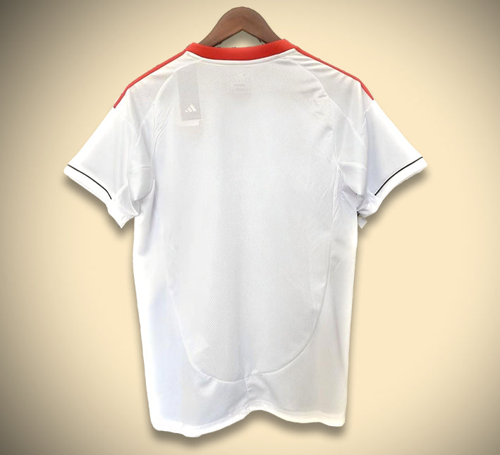 Maglia away Liverpool stagione 2526 divisa da calcio rossa e bianca