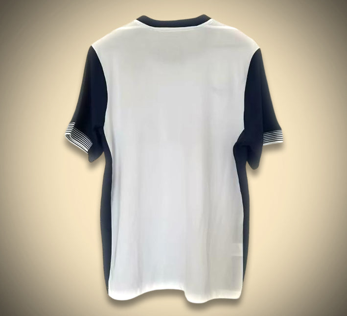 Maillottottenhamdomiciledos.jpg Maglia Tottenham Home 2025-2026 vista laterale