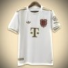 Maglia concept Bayern Monaco edizione anniversario 125 anni stagione 2024 2025