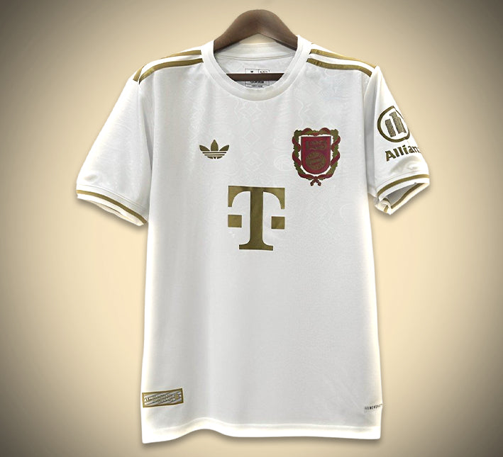Maglia concept Bayern Monaco edizione anniversario 125 anni stagione 2024 2025