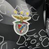 maillot-benfica-avant-match-noir-2425 Maillot Benfica Avant-Match Noir 2425