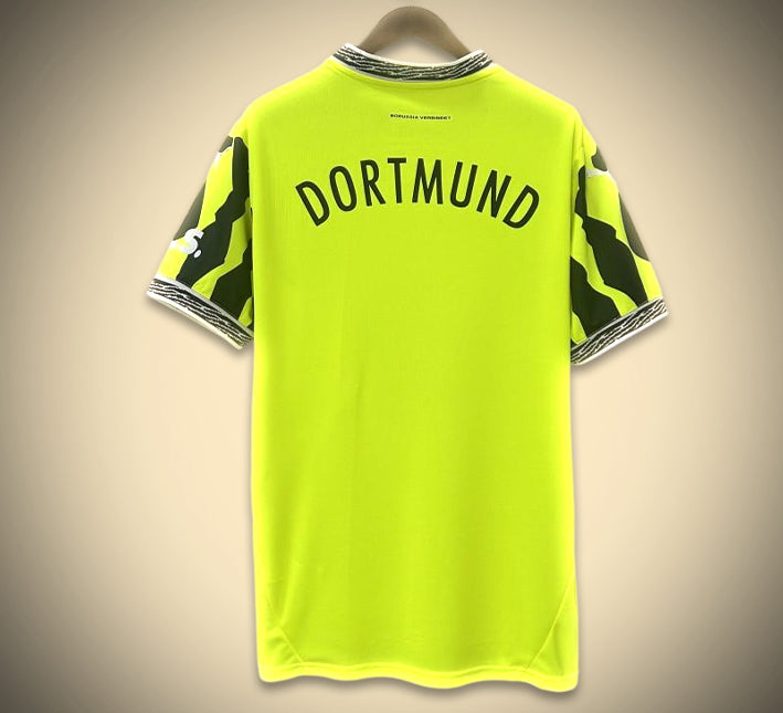 maillotbvbconceptvertdos.jpg Maglia Concept Borussia Dortmund Edizione Verde 2024-2025 vista posteriore