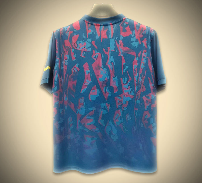 Maglia concept FC Barcellona edizione artistica stagione 2024 2025 design creativo per tifoso