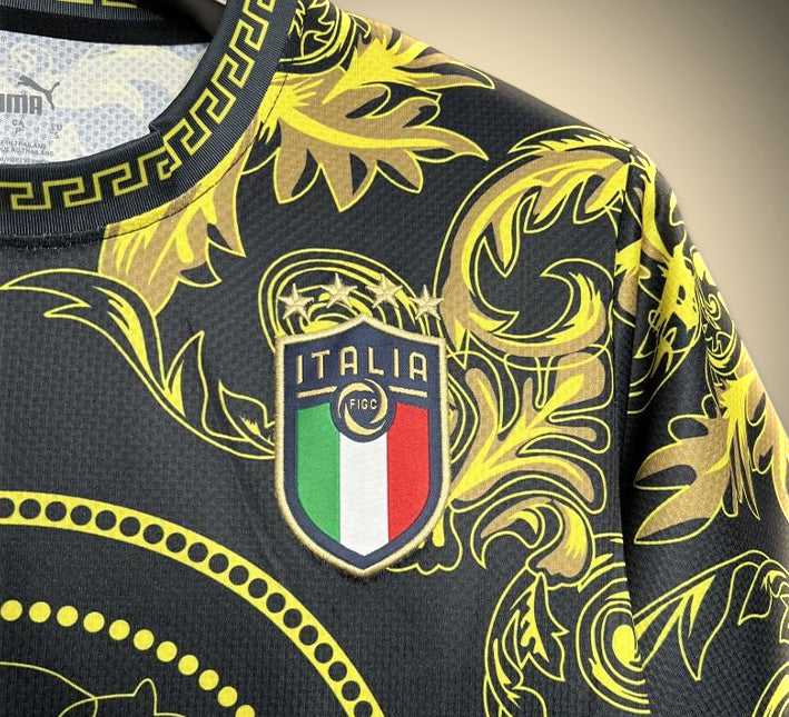 maillot-concept-italie-edition-versace-saison-2024-2025 Maglia concept Italia edizione Versace stagione 2024 2025