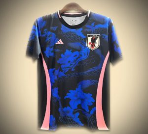 maillot-concept-japon-dragon-noir-et-bleu-pour-fan-de-football maglia concept Giappone drago nero e blu per fan del calcio