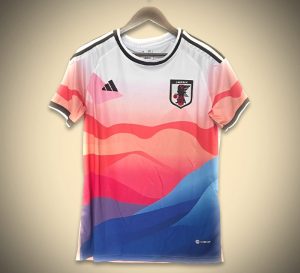 maillot-de-football-inspire-du-japon-couleurs-rose-et-bleu-edition-concept Maglia da calcio ispirata al Giappone colori rosa e blu edizione concept