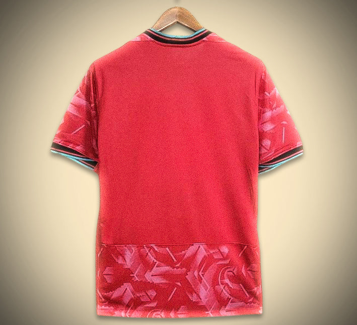 tenue-officielle-football-coree-du-sud-jersey-rouge-domicile Tenuta ufficiale calcio Corea del Sud maglia rossa Home