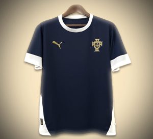 maillotportugalblueconcept-1.jpg Maglia Portogallo Allenamento Blu Marino 2024-2025 vista frontale