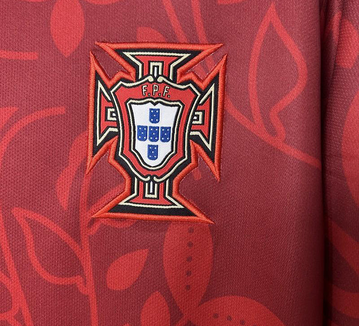 maillot-de-football-portugal-concept-motif-floral-edition-saison-2425 Maglia da calcio Portogallo concept motivo floreale edizione stagione 2425