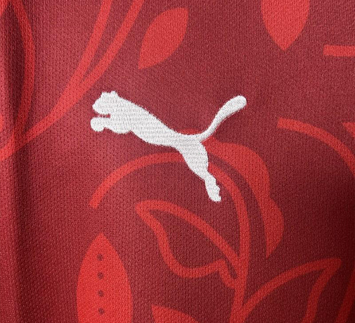 tenue-portugal-style-concept-avec-imprime-fleurs-pour-supporter Tenuta Portogallo stile concept con stampa fiori per supporter