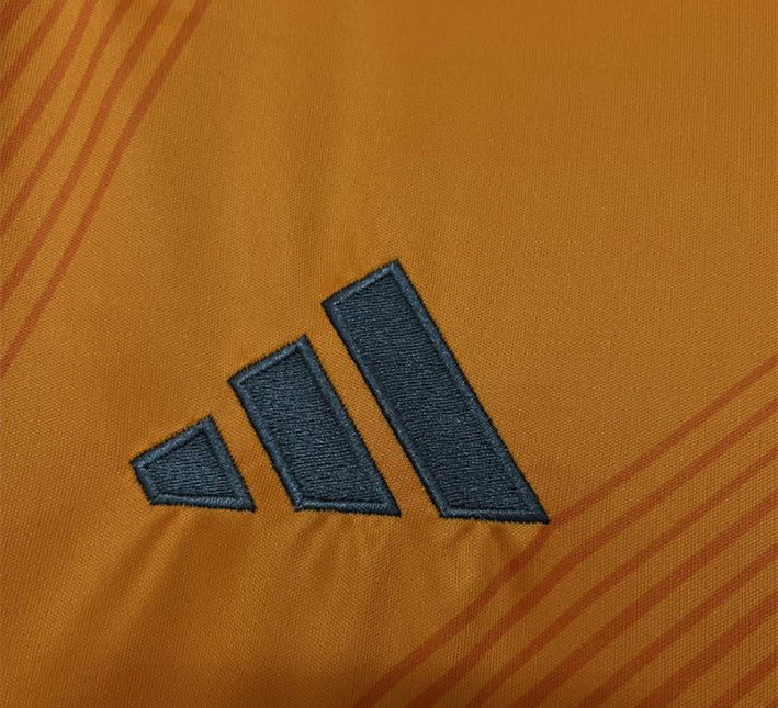 maillotrealmadridexterieuradidas.jpg Maglia Real Madrid Away 2024-2025 vista di profilo
