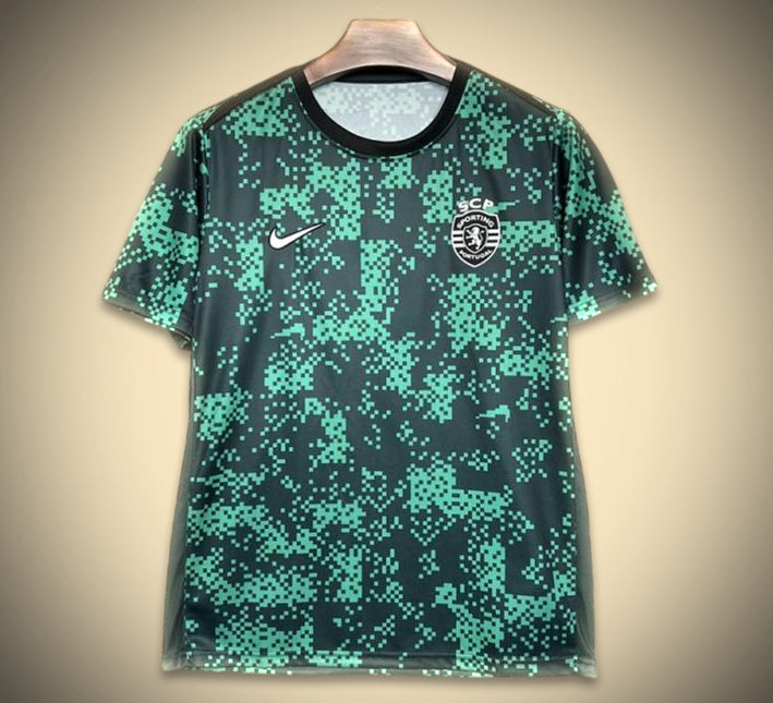 Maglia Sporting CP Pre-Partita 2024-2025 vista frontale