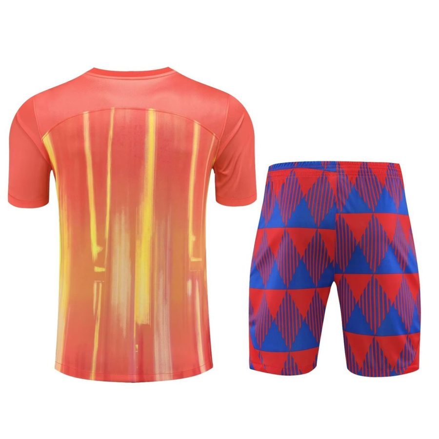ensemble-d-entrainement-orange-fc-barcelone-saison-2023-2024 Tuta di allenamento arancione FC Barcellona stagione 2023 2024