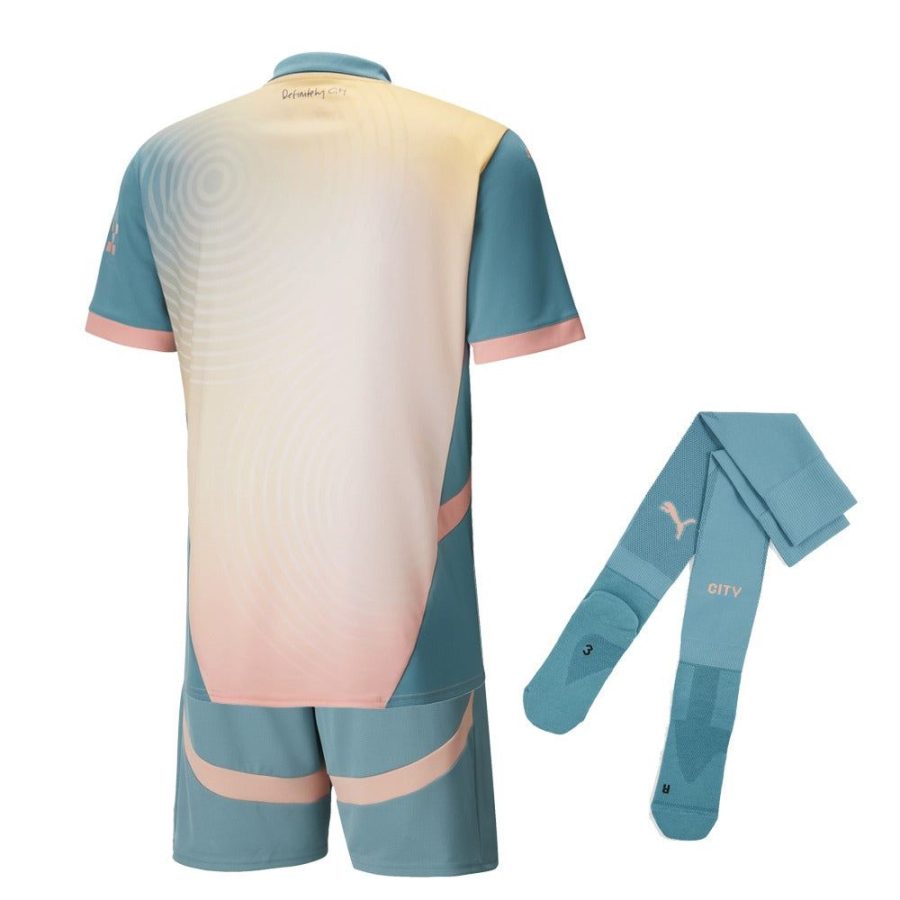 Set bambino Manchester City maglia e pantaloncini edizione fourth stagione 2024 2025
