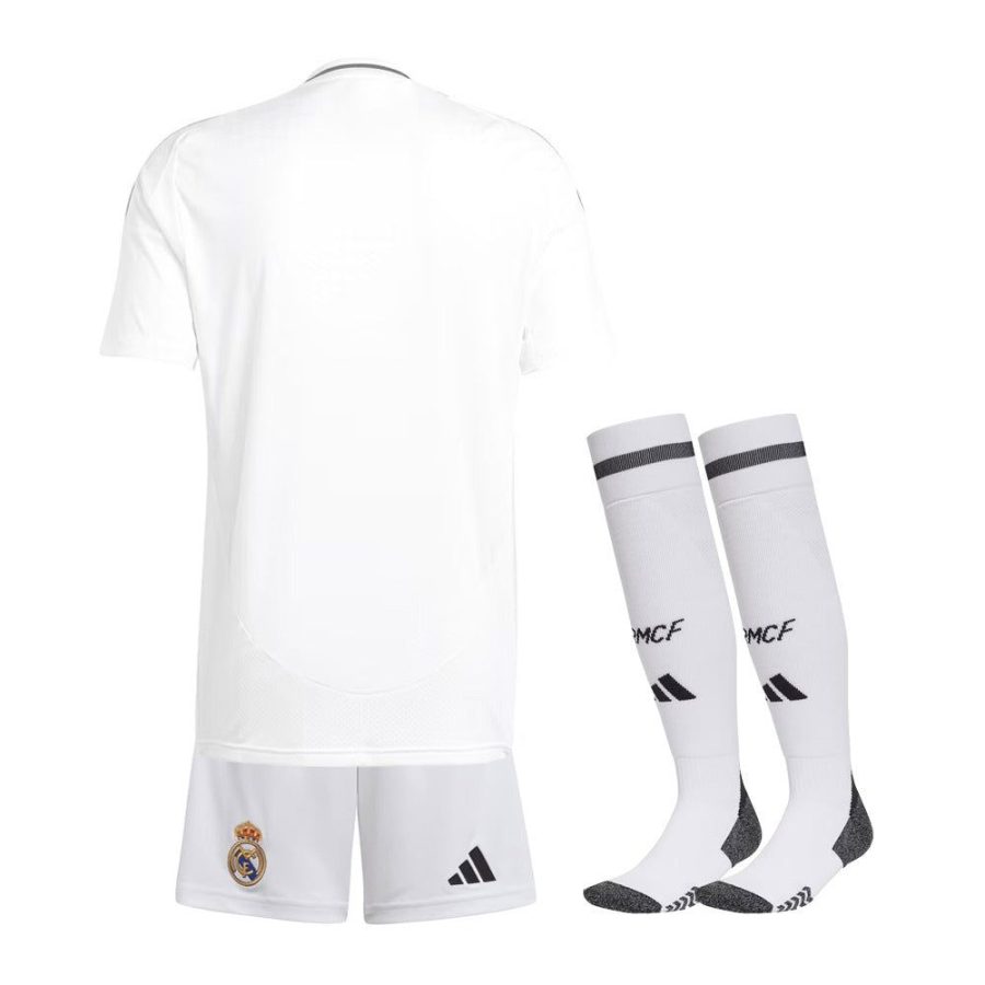 Completo maglia bambino Real Madrid home stagione 2024 2025 con pantaloncini