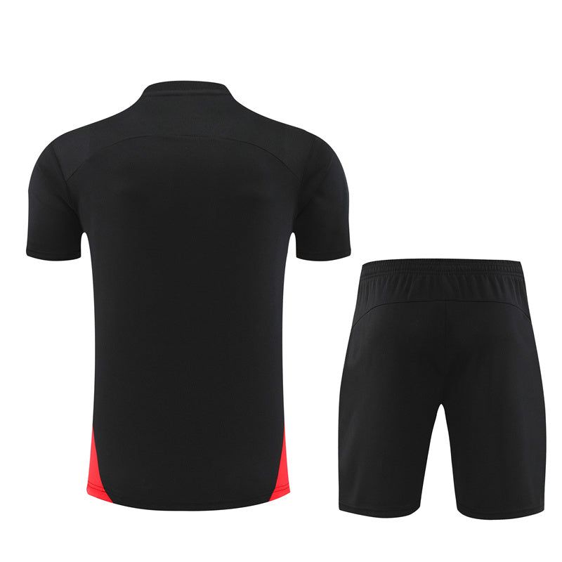 ensemble-maillot-et-short-ac-milan-saison-2024-2025-tenue-de-football-domicile Set maglia e pantaloncini AC Milan stagione 2024 2025 divisa da calcio home