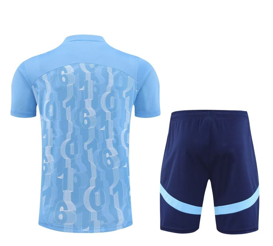 ensemble-maillot-et-short-manchester-city-saison-2024-2025-tenue-domicile Set maglia e pantaloncini Manchester City stagione 2024 2025 tenuta Home