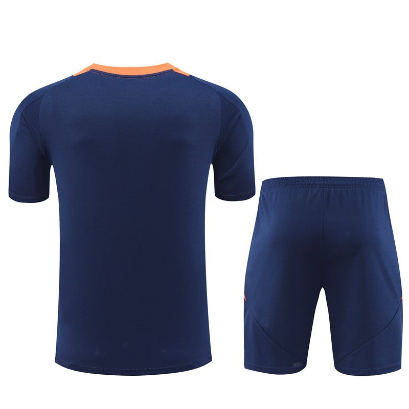 Set maglia e pantaloncini Manchester United stagione 2024 2025 tenuta Home