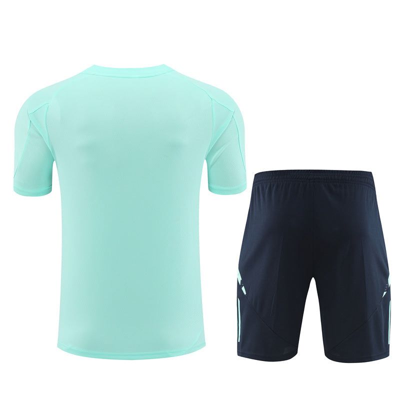Set maglia e short Real Madrid stagione 2024 2025 tenuta ufficiale