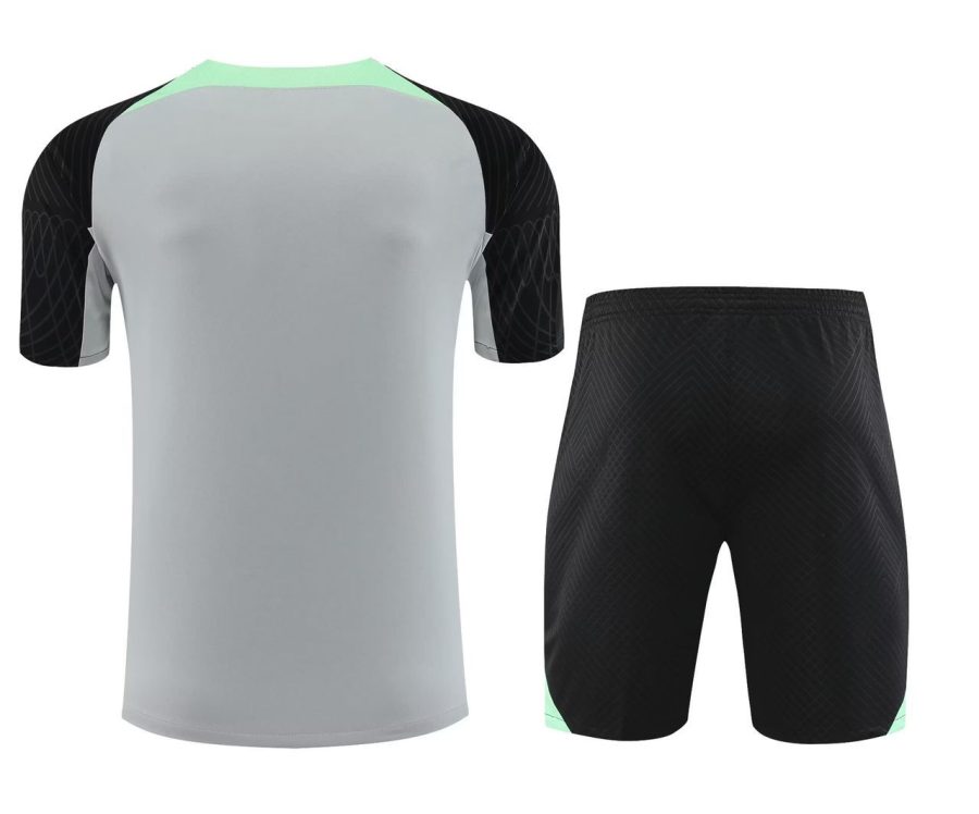 Set training Liverpool bianco stagione 2023 2024 tenuta da allenamento ufficiale