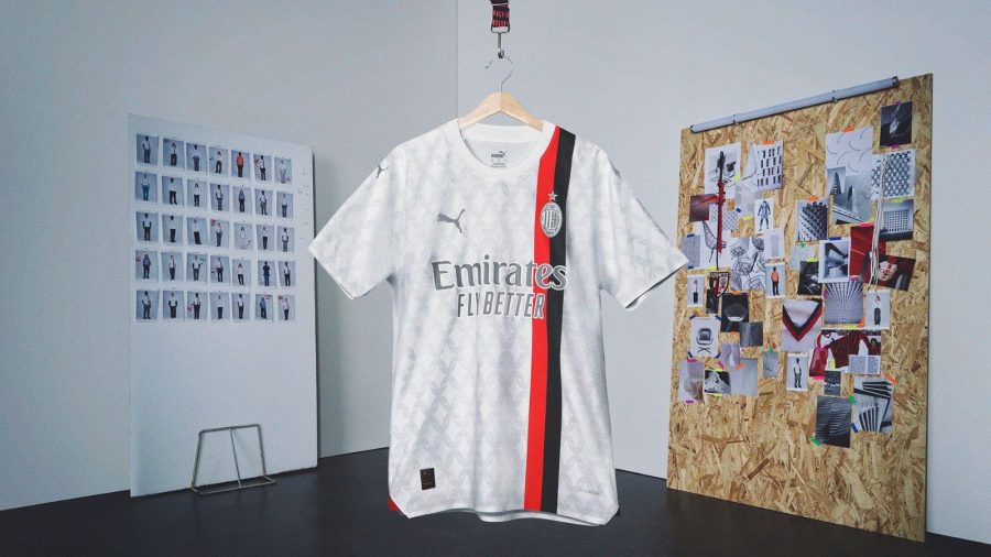 jersey calcio AC Milan away rosso nero equipaggiamento tifoso
