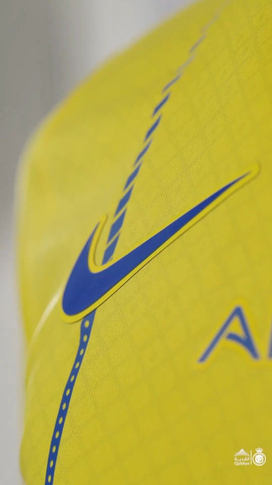 maglia ufficiale Al Nassr FC colore giallo Home
