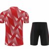 kit training rosso Bayern Monaco stagione 2023 2024 tenuta allenamento calcio