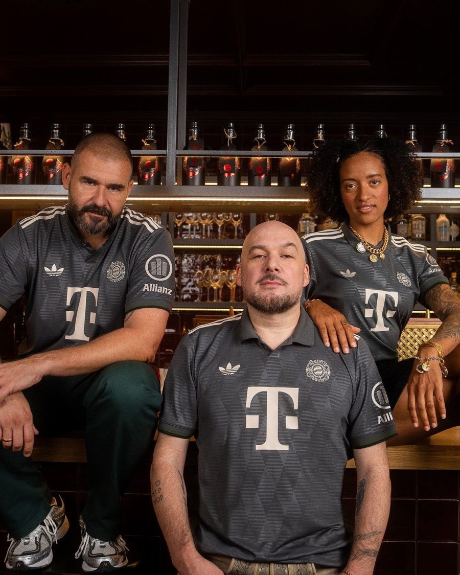 maglia Bayern Monaco edizione Oktoberfest stagione duemilaventiquattro duemilaventicinque