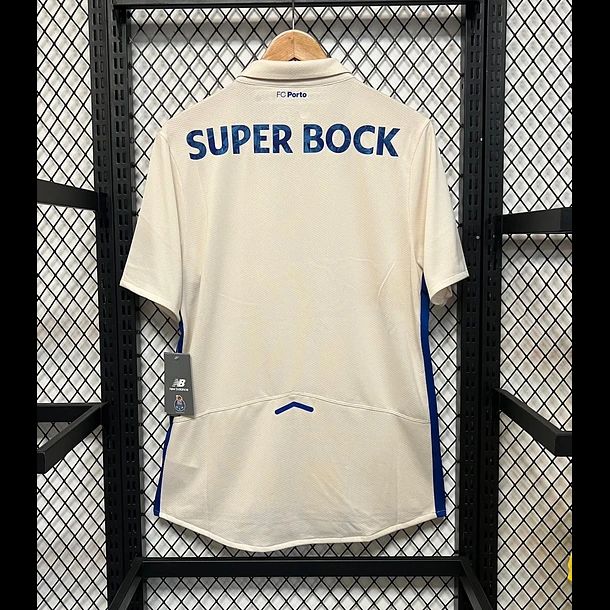 maglia di calcio FC Porto terza divisa 2025 2026 con stemma del club