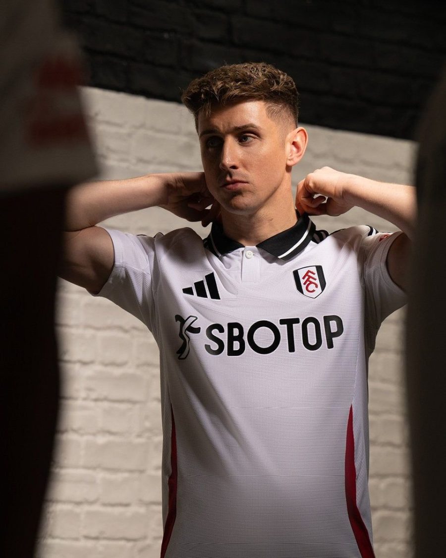 maillot-de-football-fulham-home-kit-2024-2025-pour-supporter Maglia da calcio Fulham home kit 2024 2025 per tifoso