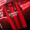 maglia da calcio ufficiale AC Milan divisa home 2023 2024