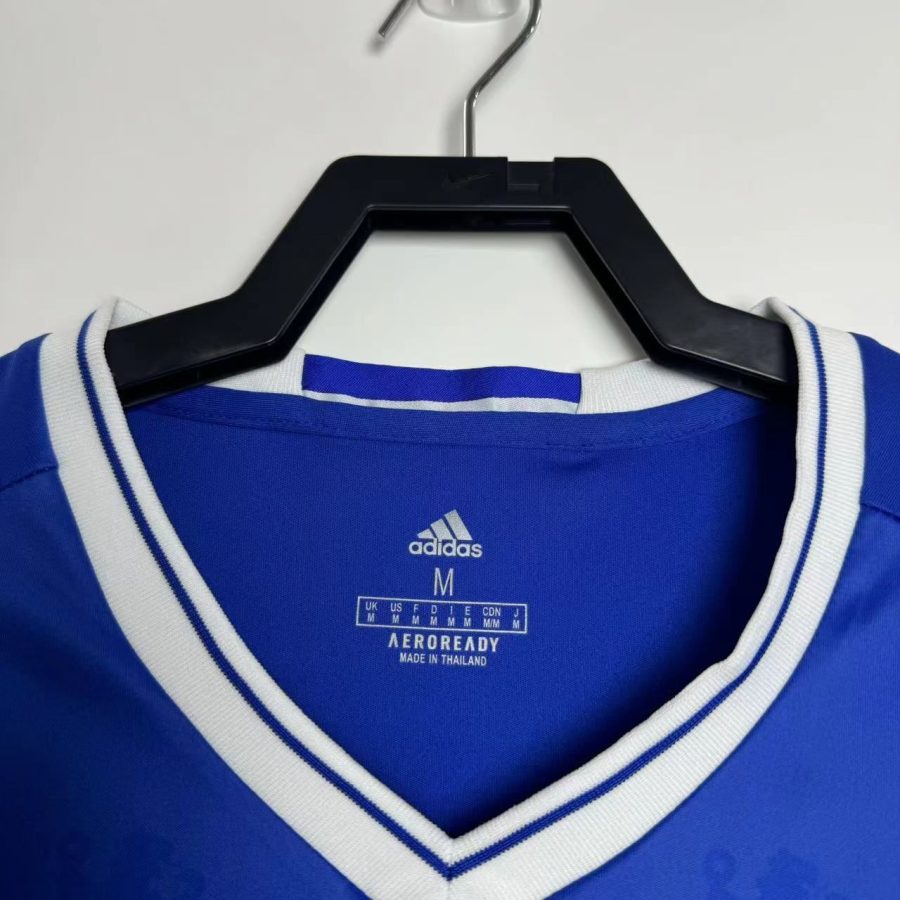 Maglia Home Chelsea stagione 2016 2017 blu con stemma del club
