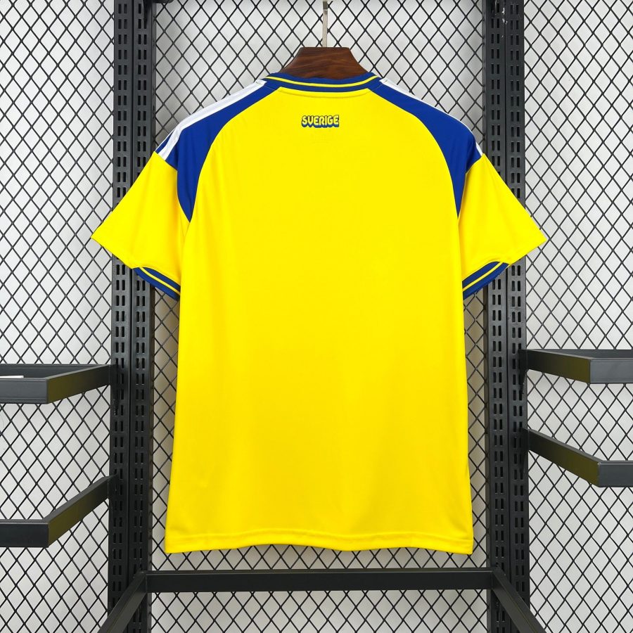 maillot-domicile-de-la-suede-saison-2026-jersey-officiel maglia home della Svezia stagione 2026 jersey ufficiale