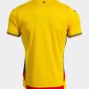 maillot-domicile-equipe-de-roumanie-saison-2025-rouge-jaune-bleu maglia Home squadra Romania stagione 2025 rossa gialla blu
