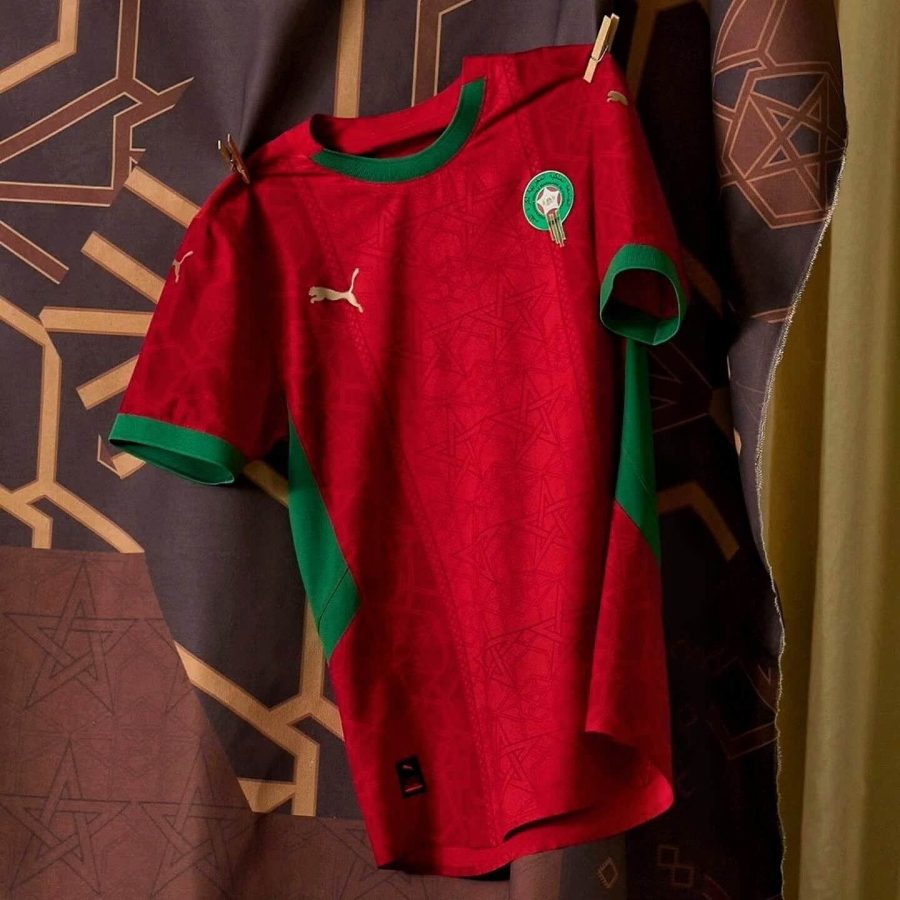 Maglia home nazionale marocchina stagione duemilaventiquattro duemilaventicinque rossa e verde