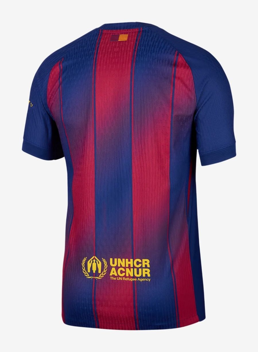 maillot-domicile-fc-barcelona-saison-2025-2026-tenue-officielle-blaugrana maglia home FC Barcelona stagione 2025 2026 tenuta ufficiale blaugrana