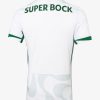 maillot-exterieur-sporting-cp-saison-2025-2026-tenue-de-football-verte-et-blanche maglia away Sporting CP stagione 2025 2026 tenuta da calcio verde e bianca