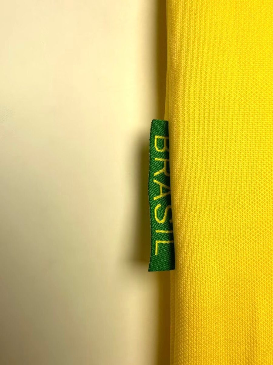 maglia retro selezione brasiliana colore giallo home 1997