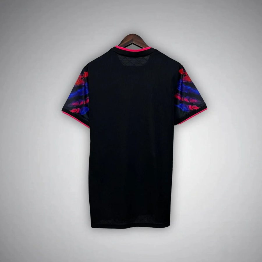 maillot-supporter-fc-barcelone-edition-blood-2025-2026-pour-homme-et-femme maglia supporter FC Barcellona edizione blood 2025 2026 per uomo e donna
