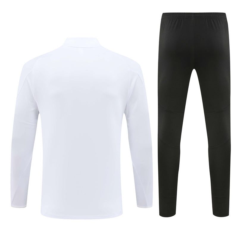 survetement-argentine-haut-et-bas-saison-2024-2025-style-sportif Tuta Argentina top e bottom stagione 2024 2025 stile sportivo