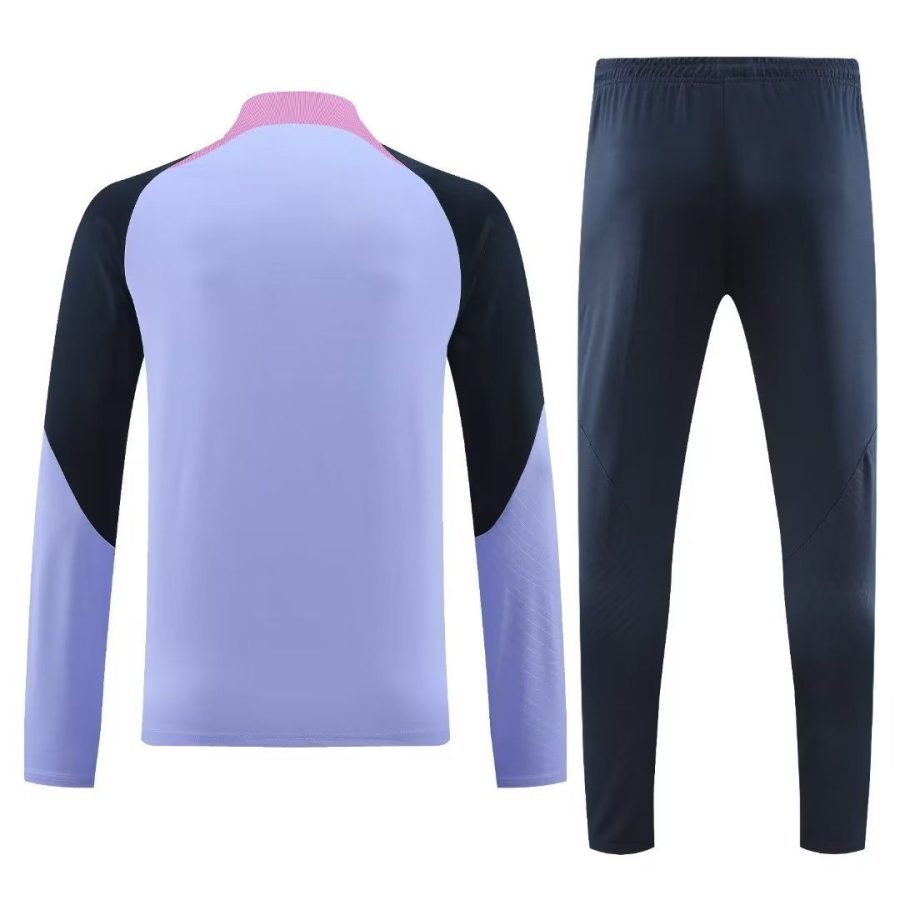 survetement-tottenham-domicile-saison-deux-mille-vingt-trois-deux-mille-vingt-quatre-haut-et-bas tuta Tottenham home stagione duemilaventitre duemilaventiquattro top e bottom