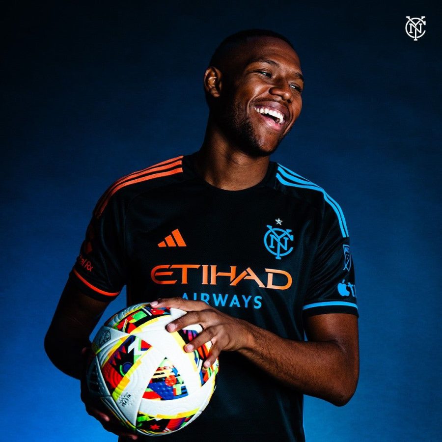 tenue-away-new-york-city-fc-2024-2025-maillot-de-football-homme-manches-courtes Tenuta away New York City FC 2024 2025 maglia da calcio uomo maniche corte