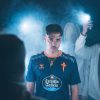 tenue-de-football-celta-vigo-a-l-exterieur-avec-design-officiel-2024-2025 Tenuta da calcio Celta Vigo Away con design ufficiale 2024 2025