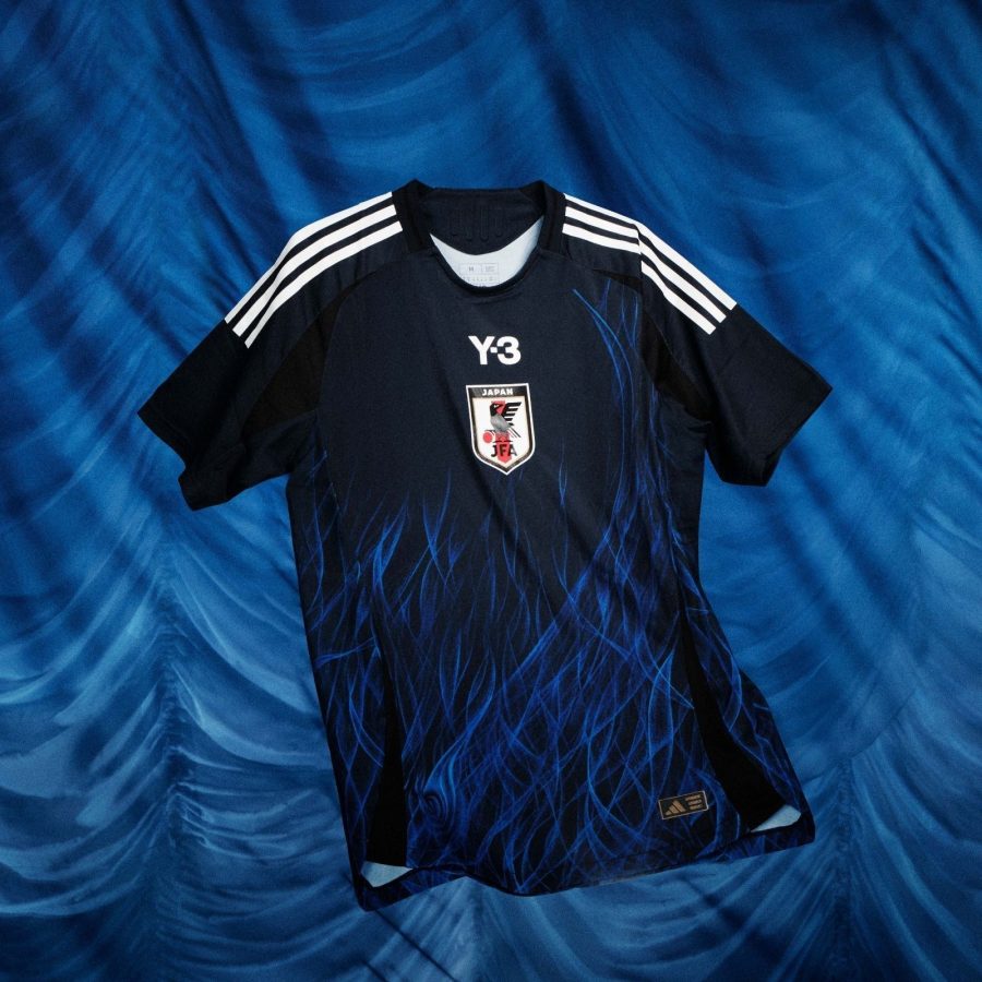 tenue-de-football-japon-domicile-2024-haut-supporter-bleu-marine Divisa da calcio Giappone home 2024 top supporter blu scuro