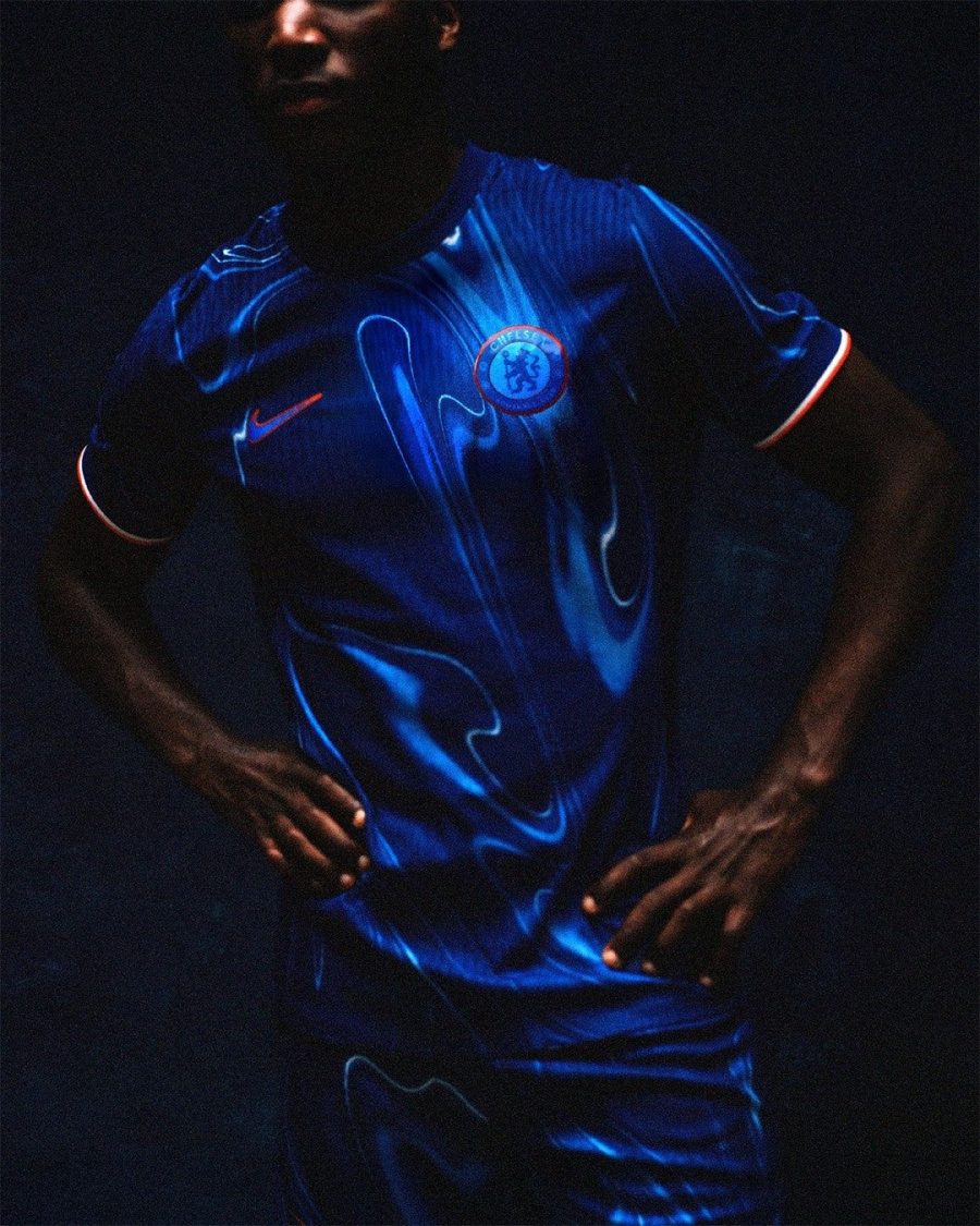 tenuta da partita Chelsea FC home kit 2024 2025 maglia blu